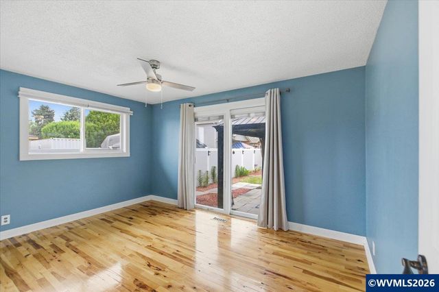 3817 Pine St, Albany, OR 97322