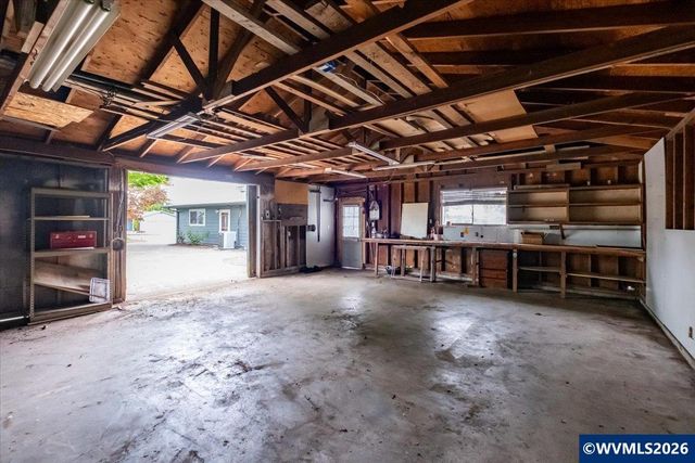 3817 Pine St, Albany, OR 97322