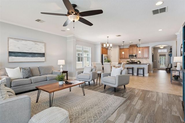 10659 WARLOW CREEK STREET, Orlando, FL 32832