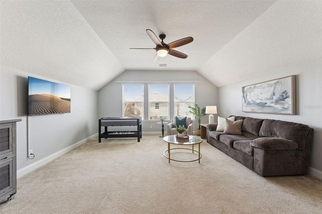 10659 WARLOW CREEK STREET, Orlando, FL 32832