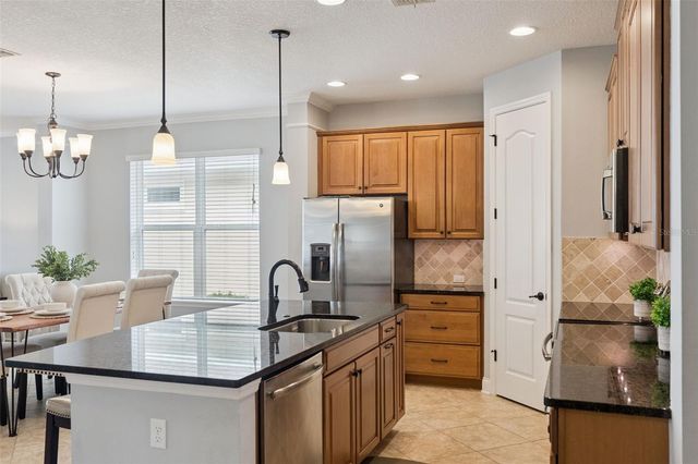 10659 WARLOW CREEK STREET, Orlando, FL 32832