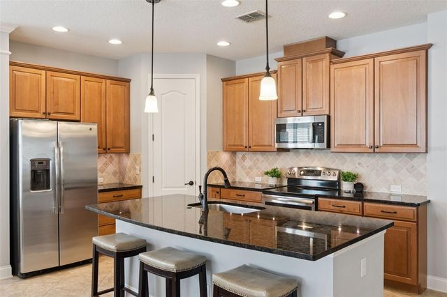 10659 WARLOW CREEK STREET, Orlando, FL 32832