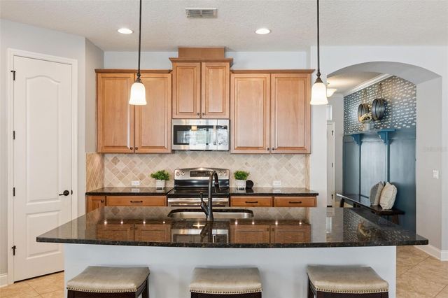 10659 WARLOW CREEK STREET, Orlando, FL 32832