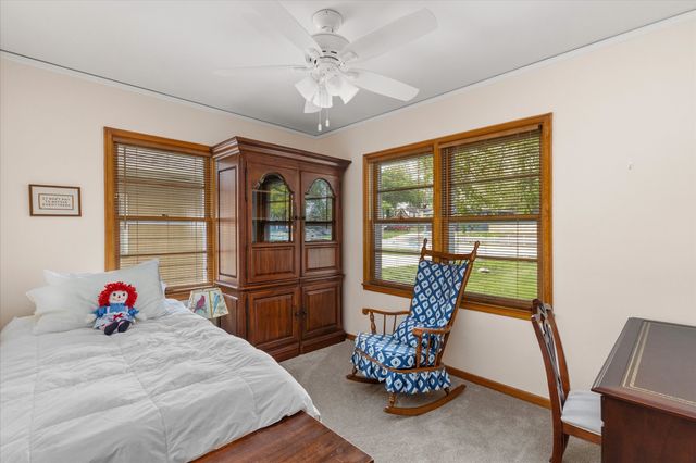 1017 8th Street, West Des Moines, IA 50265