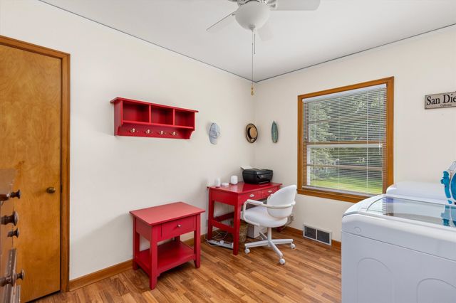 1017 8th Street, West Des Moines, IA 50265