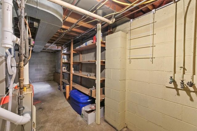 1017 8th Street, West Des Moines, IA 50265