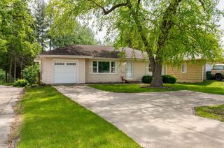 1017 8th Street, West Des Moines, IA 50265