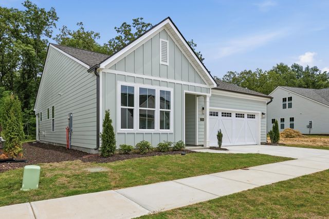 2756 Butlers Green Circle 30, Chattanooga, TN 37421