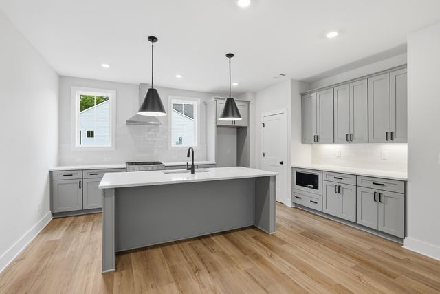 2756 Butlers Green Circle 30, Chattanooga, TN 37421