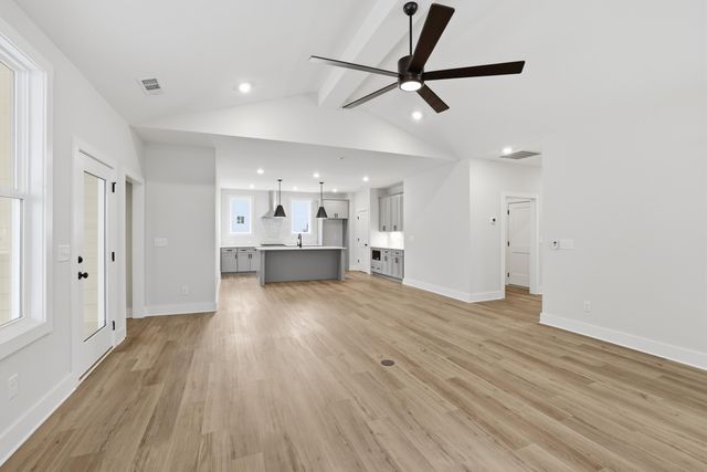 2756 Butlers Green Circle 30, Chattanooga, TN 37421