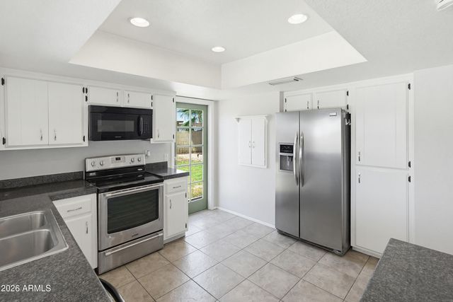 4844 W ROYAL PALM Road, Glendale, AZ 85302