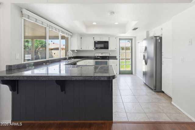 4844 W ROYAL PALM Road, Glendale, AZ 85302