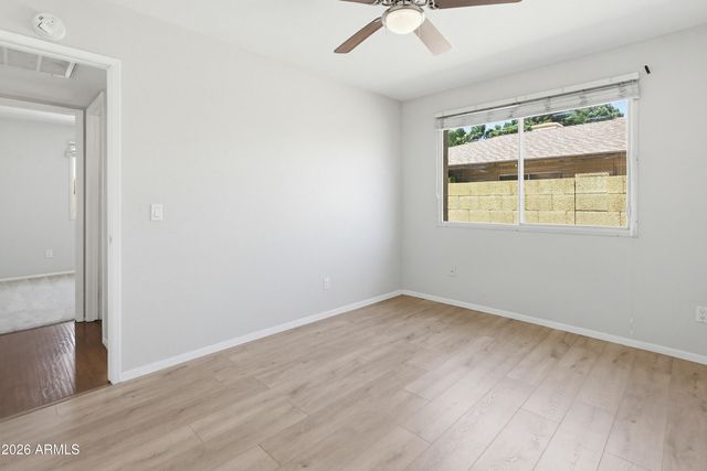 4844 W ROYAL PALM Road, Glendale, AZ 85302