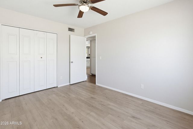 4844 W ROYAL PALM Road, Glendale, AZ 85302