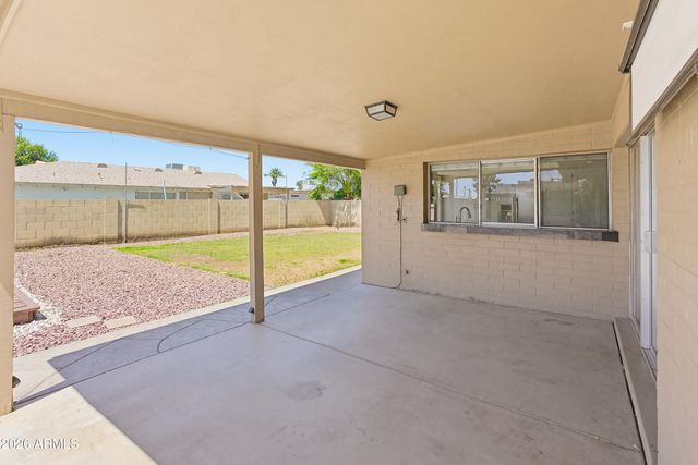 4844 W ROYAL PALM Road, Glendale, AZ 85302