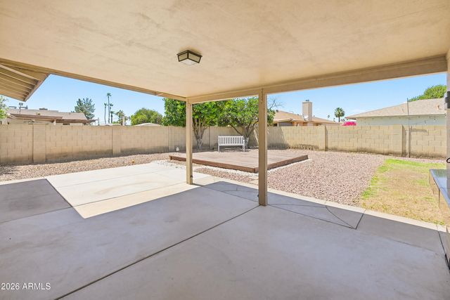 4844 W ROYAL PALM Road, Glendale, AZ 85302