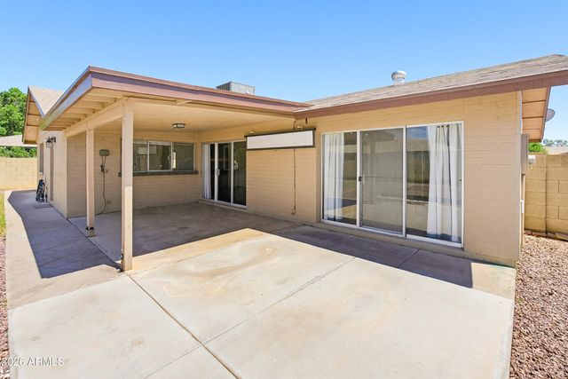 4844 W ROYAL PALM Road, Glendale, AZ 85302