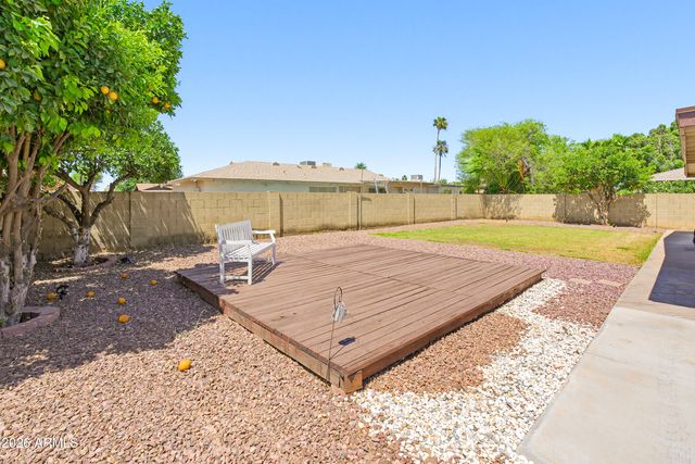 4844 W ROYAL PALM Road, Glendale, AZ 85302