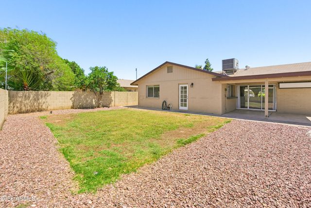 4844 W ROYAL PALM Road, Glendale, AZ 85302