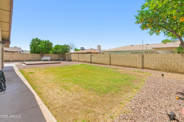 4844 W ROYAL PALM Road, Glendale, AZ 85302