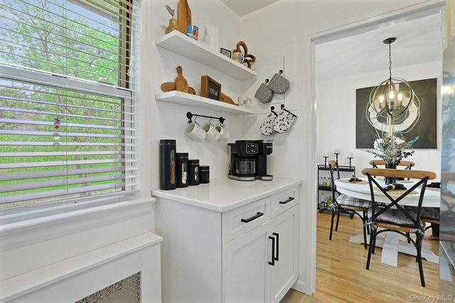 165 S Buckhout S 165, Irvington, NY 10533