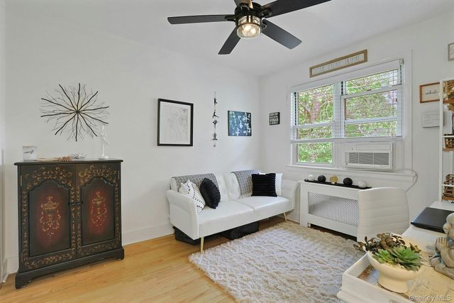 165 S Buckhout S 165, Irvington, NY 10533