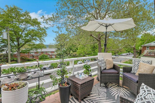 165 S Buckhout S 165, Irvington, NY 10533