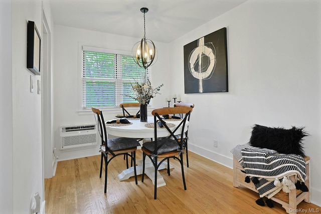 165 S Buckhout S 165, Irvington, NY 10533
