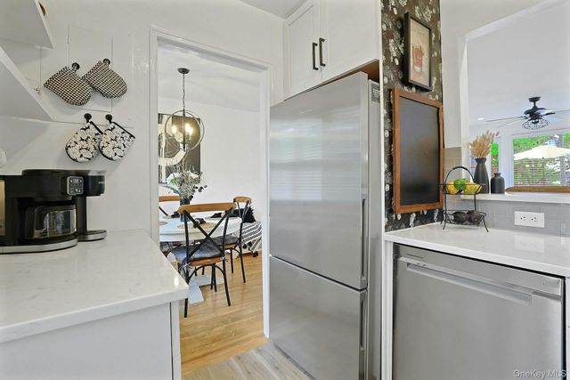 165 S Buckhout S 165, Irvington, NY 10533
