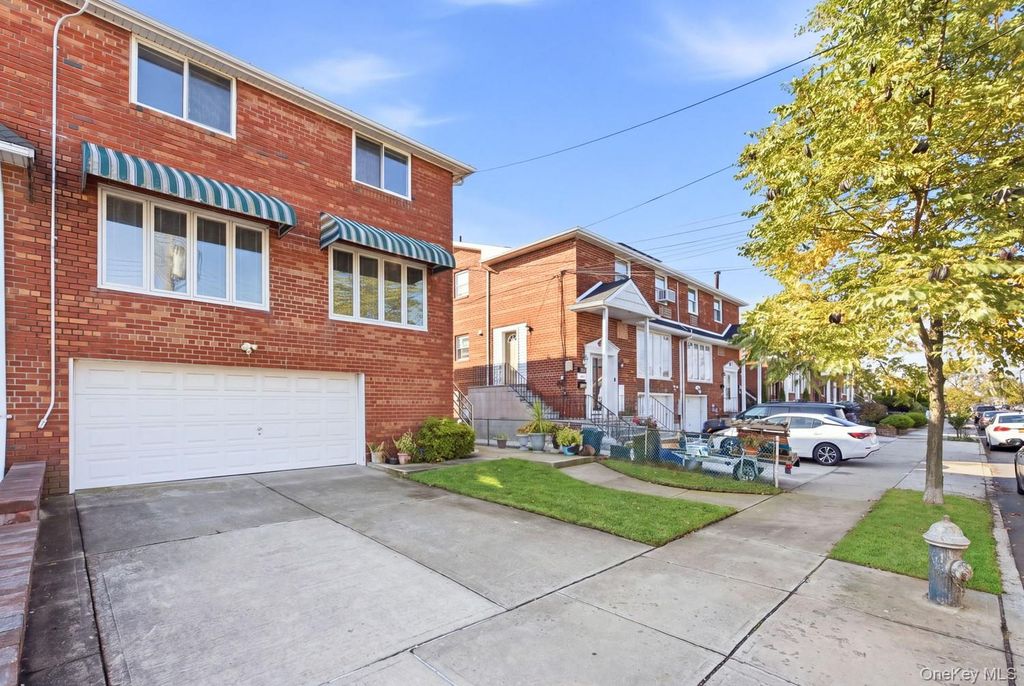 164-24 95th Street, Howard Beach, NY 11414 — photo 2