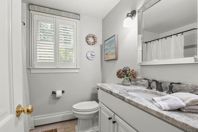 35 North St, Duxbury, MA 02332