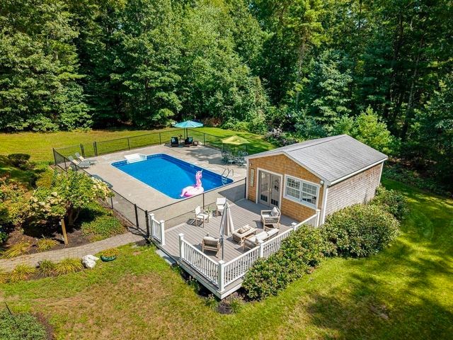 35 North St, Duxbury, MA 02332