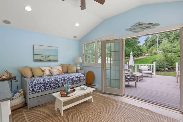 35 North St, Duxbury, MA 02332
