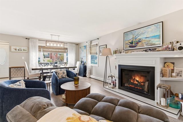 540 W Walnut Street, Long Beach, NY 11561