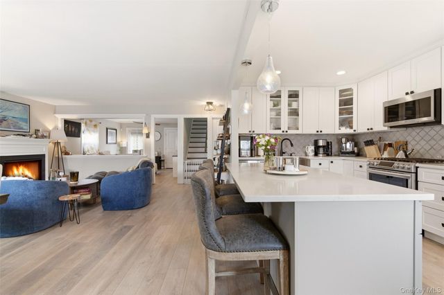 540 W Walnut Street, Long Beach, NY 11561