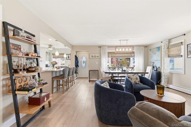 540 W Walnut Street, Long Beach, NY 11561