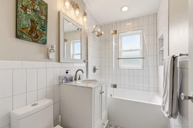 540 W Walnut Street, Long Beach, NY 11561