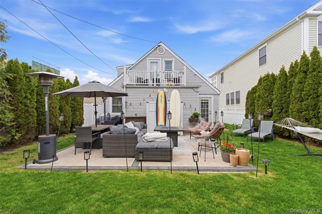 540 W Walnut Street, Long Beach, NY 11561