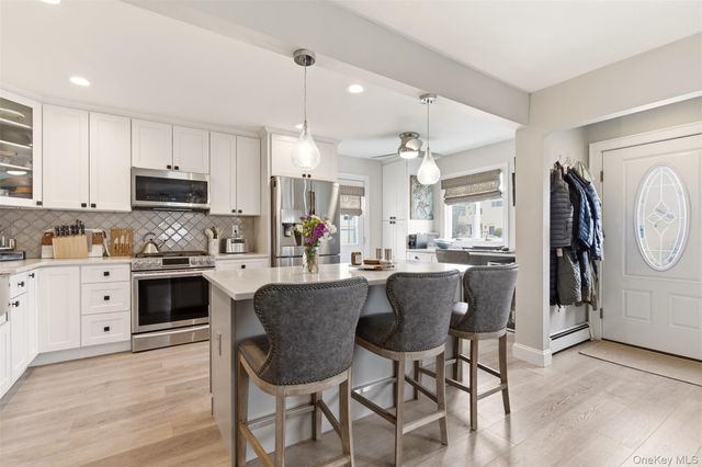 540 W Walnut Street, Long Beach, NY 11561