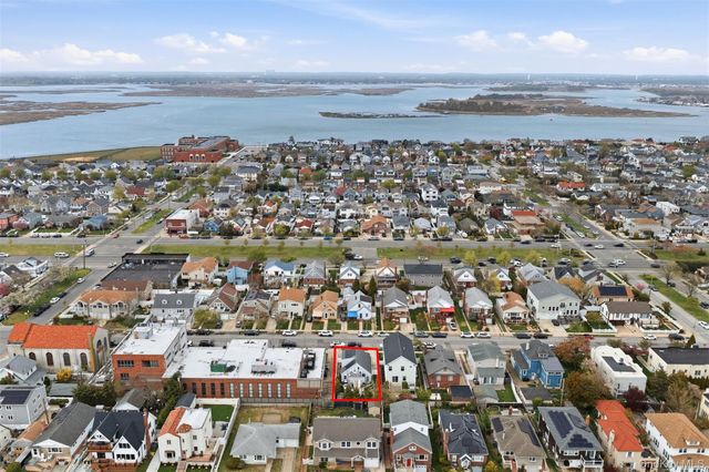 540 W Walnut Street, Long Beach, NY 11561