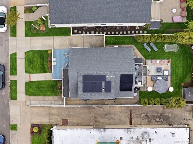 540 W Walnut Street, Long Beach, NY 11561