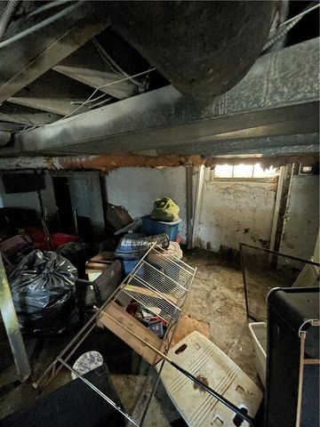 609 Hays Ave, Mt Oliver, PA 15210