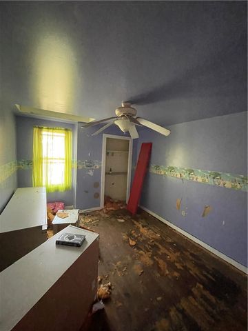 609 Hays Ave, Mt Oliver, PA 15210