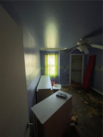 609 Hays Ave, Mt Oliver, PA 15210