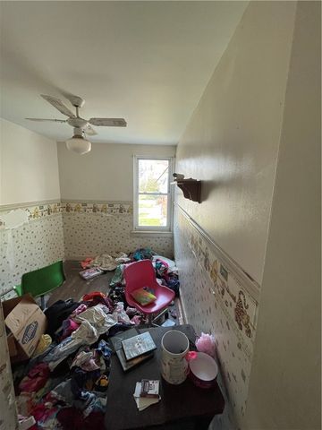 609 Hays Ave, Mt Oliver, PA 15210