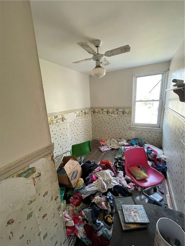 609 Hays Ave, Mt Oliver, PA 15210