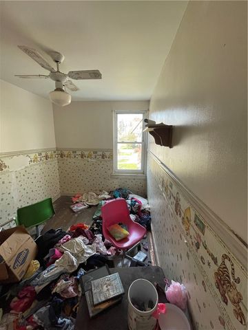 609 Hays Ave, Mt Oliver, PA 15210