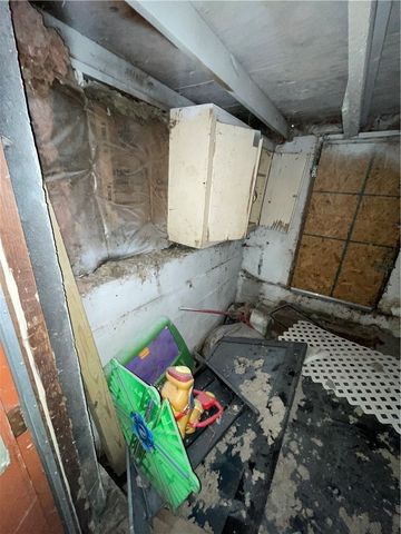 609 Hays Ave, Mt Oliver, PA 15210