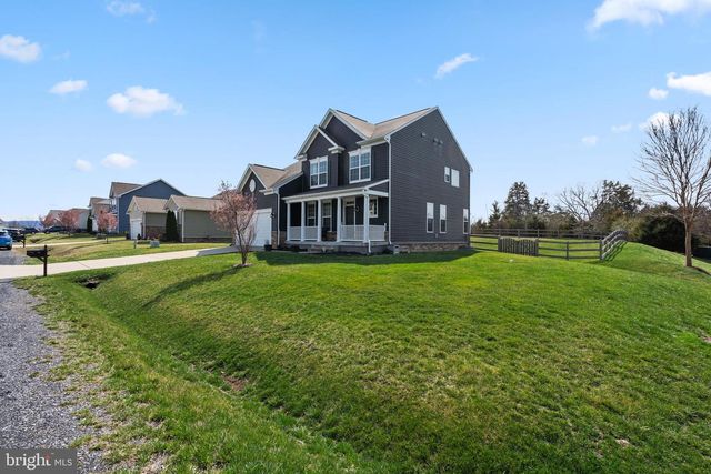 18 ALBATROSS CT, Front Royal, VA 22630