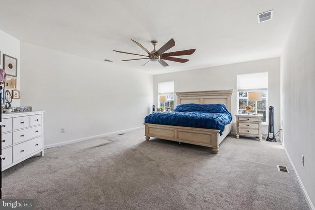 18 ALBATROSS CT, Front Royal, VA 22630